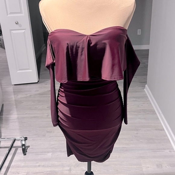 Tiger Mist Fitted Mini Plum Dress - Picture 1 of 5